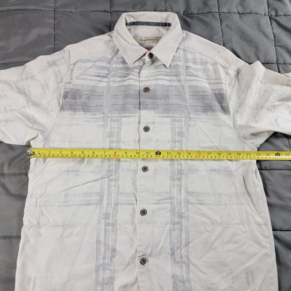 Tommy Bahama Mens Medium Button Shirt Silk Short Sleeve Aloha Original Fit - Picture 7 of 10